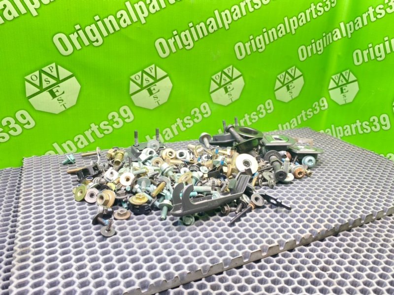 Болты салона, 1900 рублей, Калининград