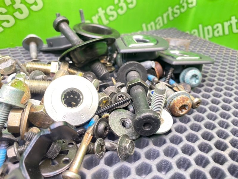 Болты салона, 1900 рублей, Калининград