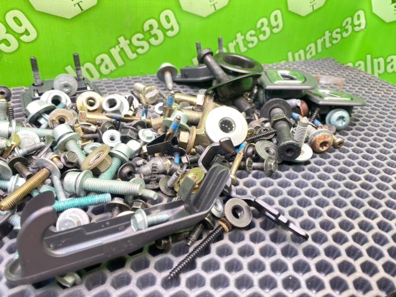 Болты салона, 1900 рублей, Калининград