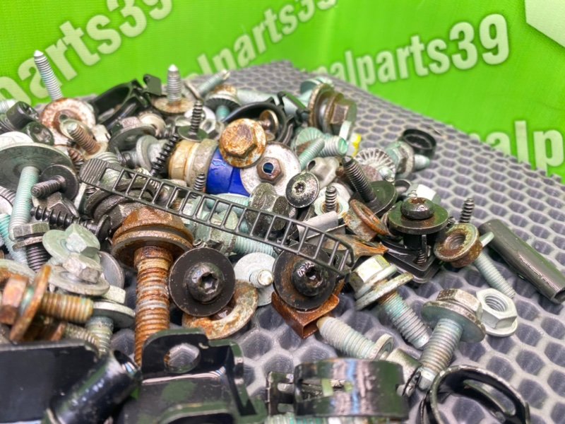 Болты, 2200 рублей, Калининград