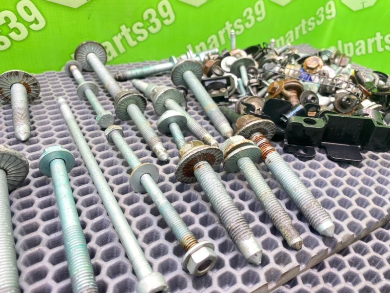 Болты, 2200 рублей, Калининград