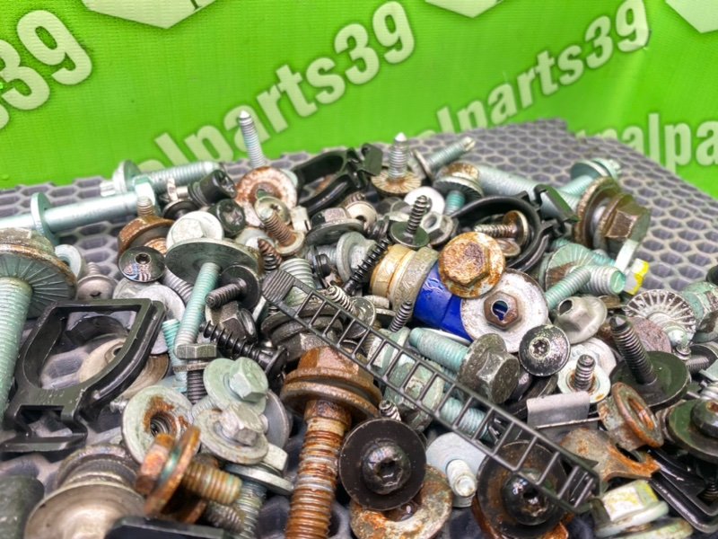 Болты, 2200 рублей, Калининград