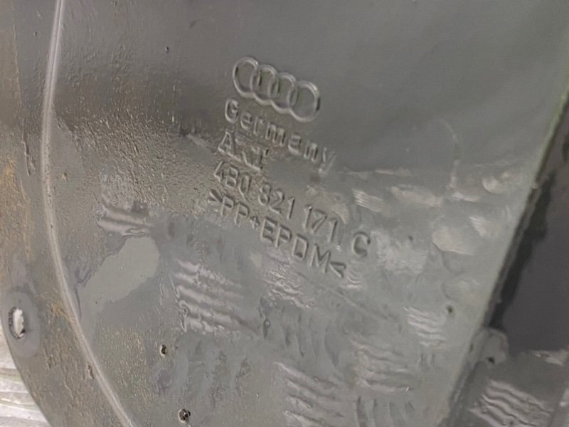 Подкрылок, 2400 рублей, Калининград