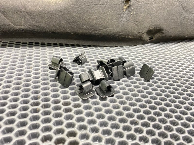 Обшивка капота, 2700 рублей, Калининград