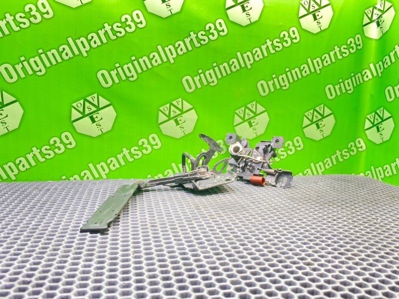 Замок капота, 1400 рублей, Калининград