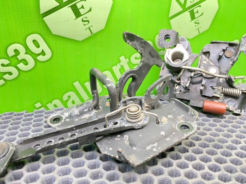 Замок капота, 1400 рублей, Калининград