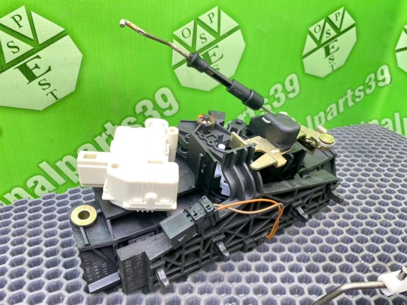 Ручка багажника, 1400 рублей, Калининград