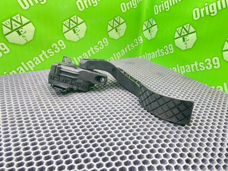 Педаль газа, 1600 рублей, Калининград