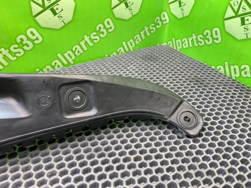 Кронштейн бампера, 1700 рублей, Калининград