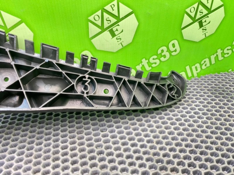 Кронштейн бампера, 1700 рублей, Калининград