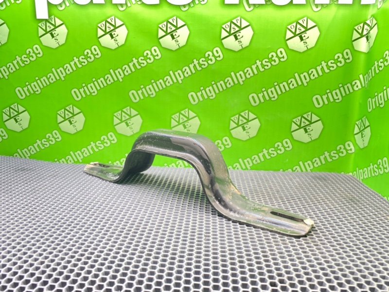 Кронштейн, 1600 рублей, Калининград