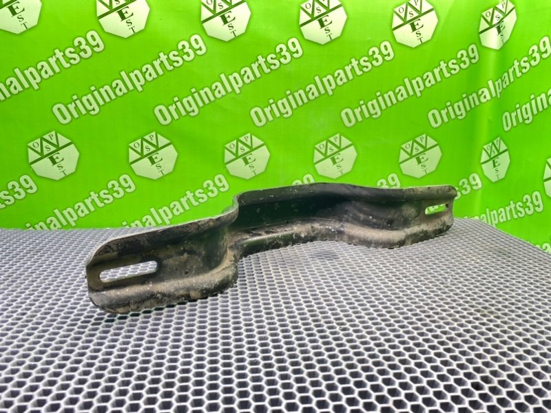 Кронштейн, 1600 рублей, Калининград