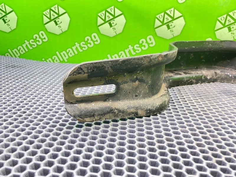 Кронштейн, 1600 рублей, Калининград