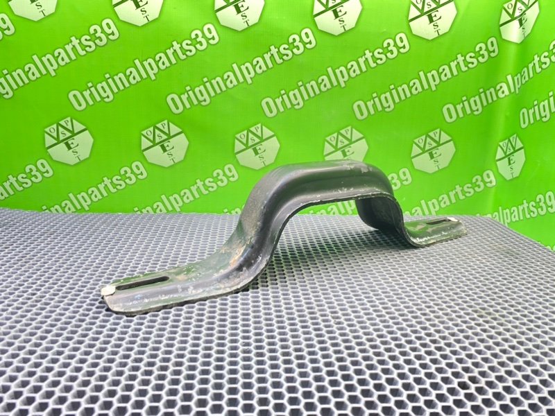 Кронштейн, 1600 рублей, Калининград