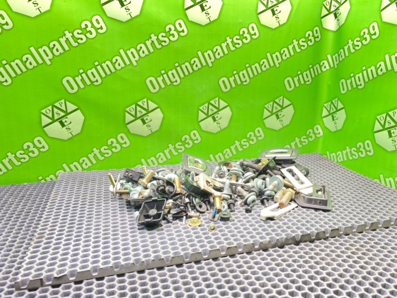 Болты салона, 1800 рублей, Калининград