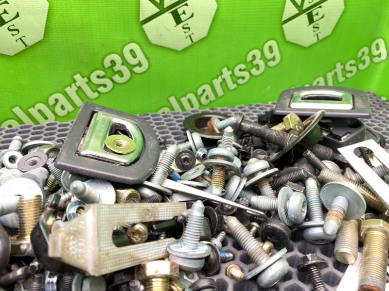 Болты салона, 1800 рублей, Калининград