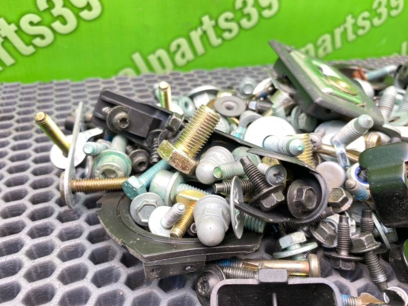 Болты салона, 1800 рублей, Калининград