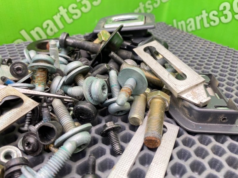 Болты салона, 1800 рублей, Калининград