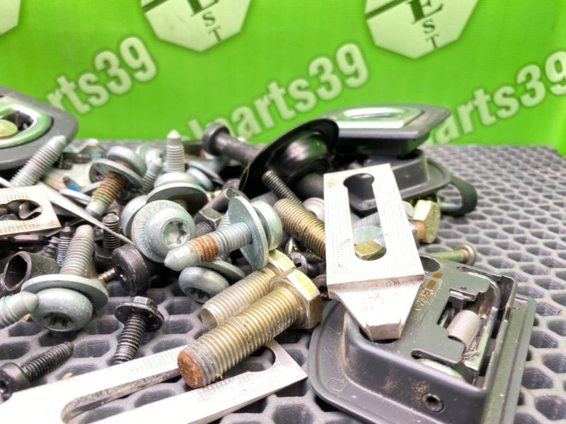 Болты салона, 1800 рублей, Калининград