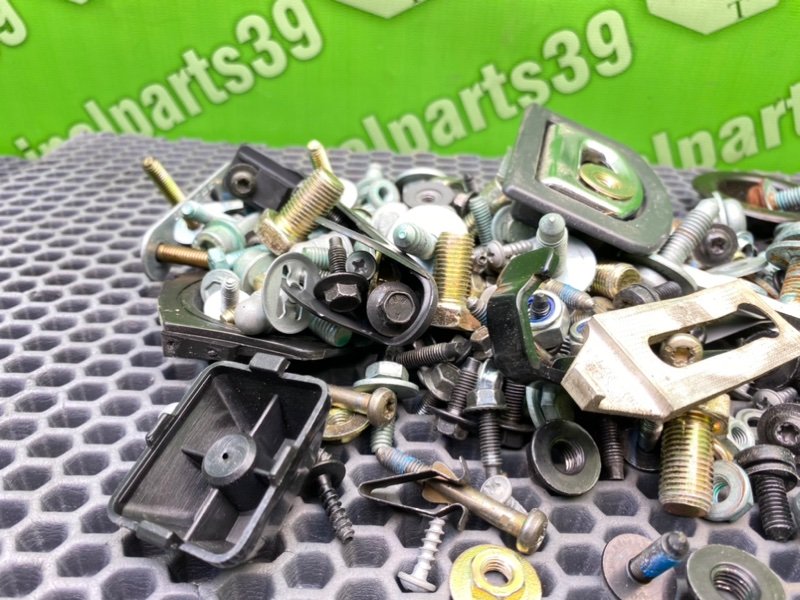 Болты салона, 1800 рублей, Калининград