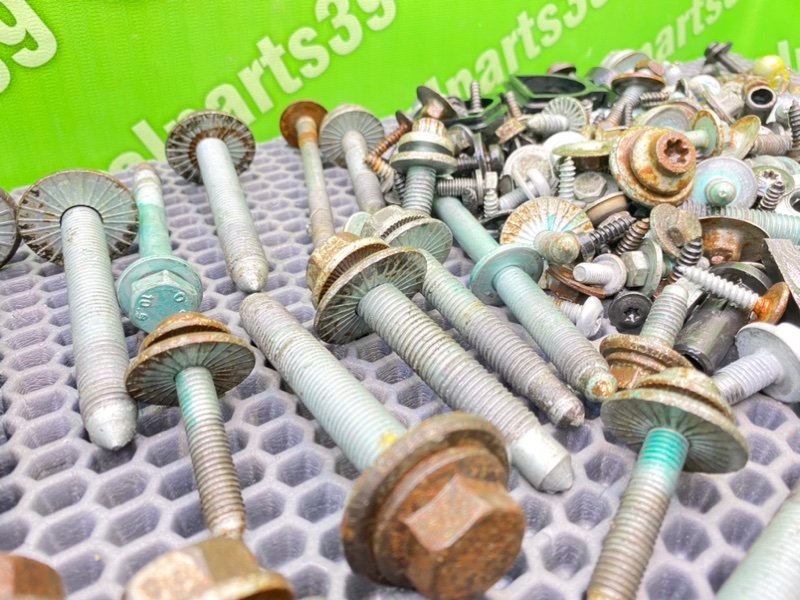 Болты, 2200 рублей, Калининград