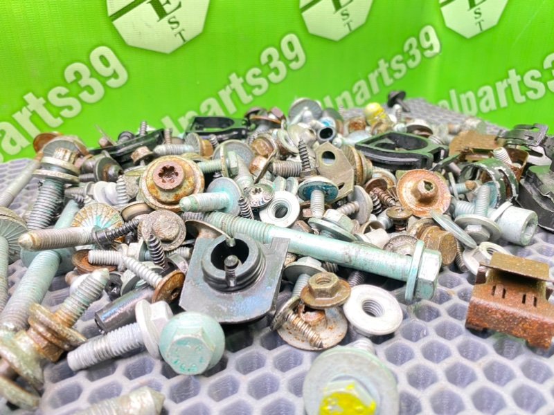 Болты, 2200 рублей, Калининград