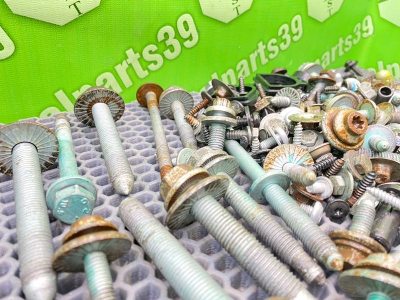 Болты, 2200 рублей, Калининград