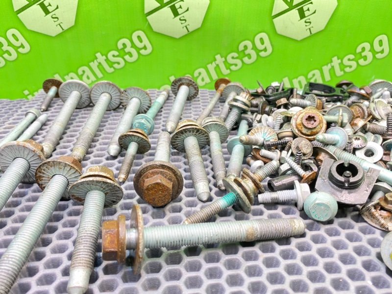 Болты, 2200 рублей, Калининград