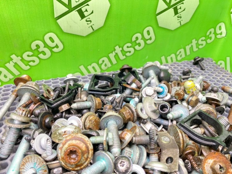 Болты, 2200 рублей, Калининград