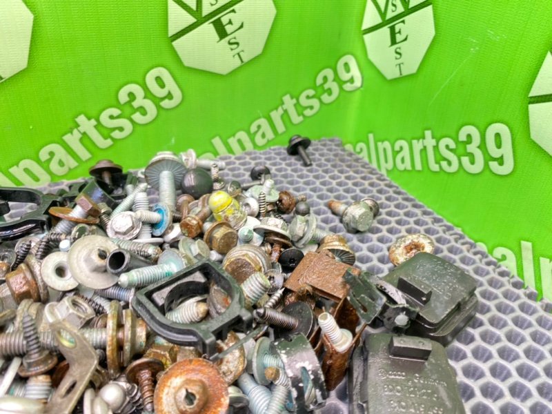 Болты, 2200 рублей, Калининград