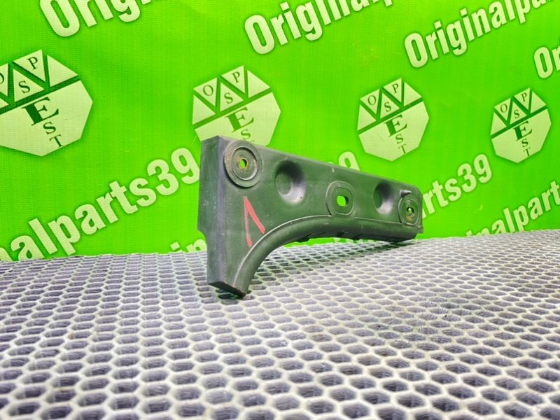 Кронштейн бампера, 1400 рублей, Калининград