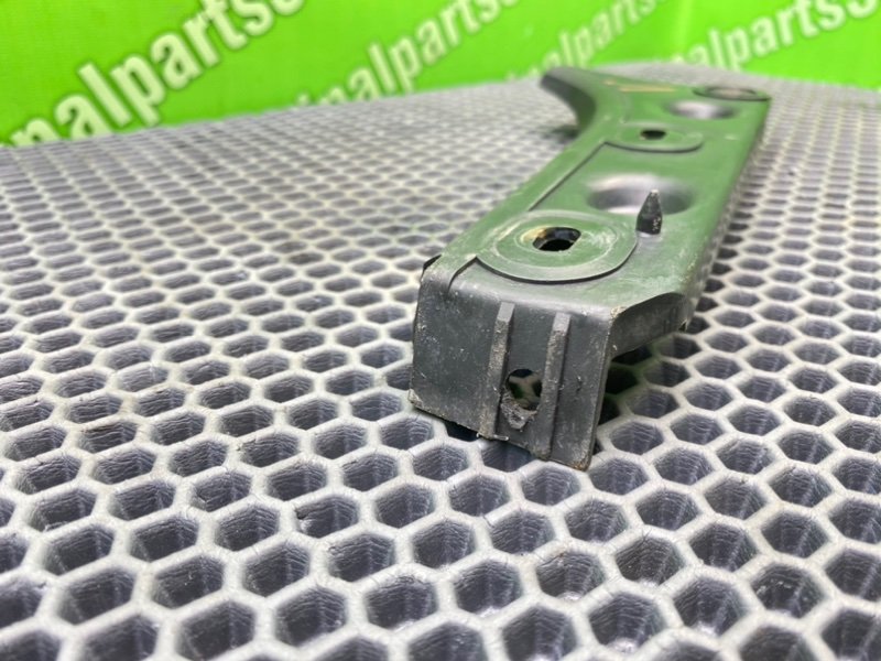 Кронштейн бампера, 1400 рублей, Калининград