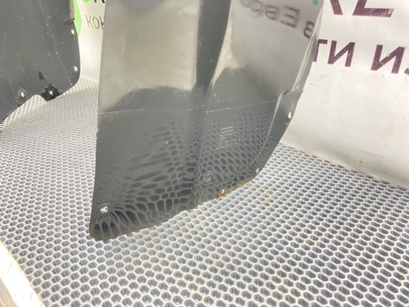 Подкрылок, 2800 рублей, Калининград