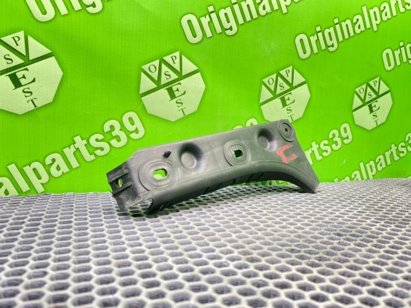 Кронштейн бампера, 1300 рублей, Калининград