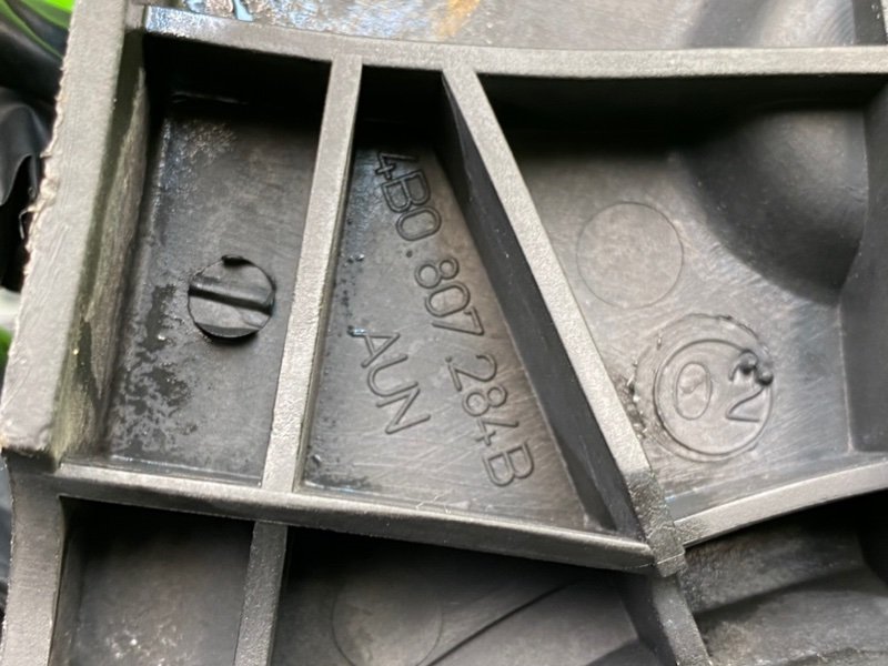 Кронштейн бампера, 1300 рублей, Калининград