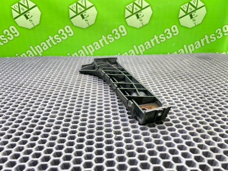 Кронштейн бампера, 1300 рублей, Калининград