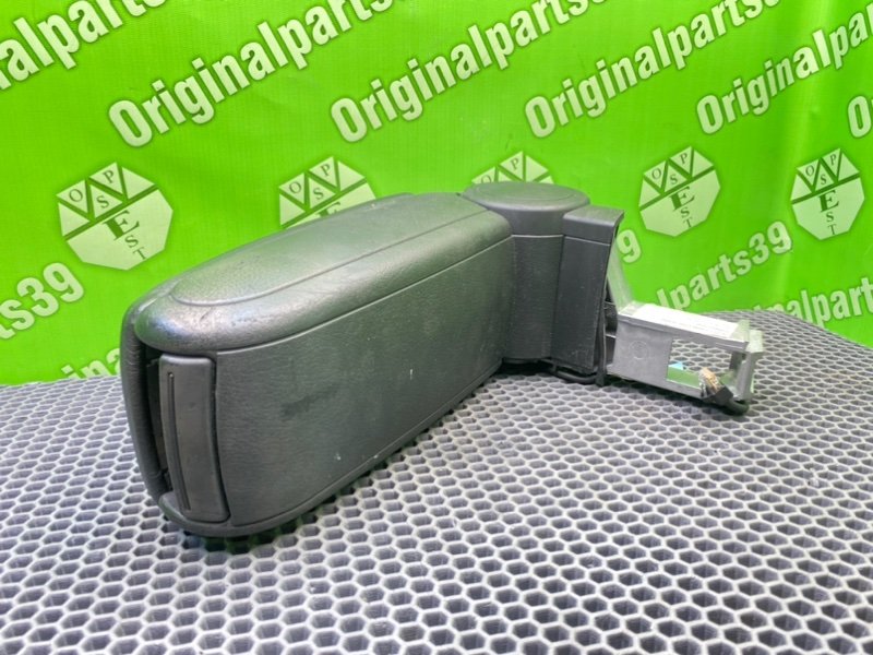 Подлокотник, 2600 рублей, Калининград