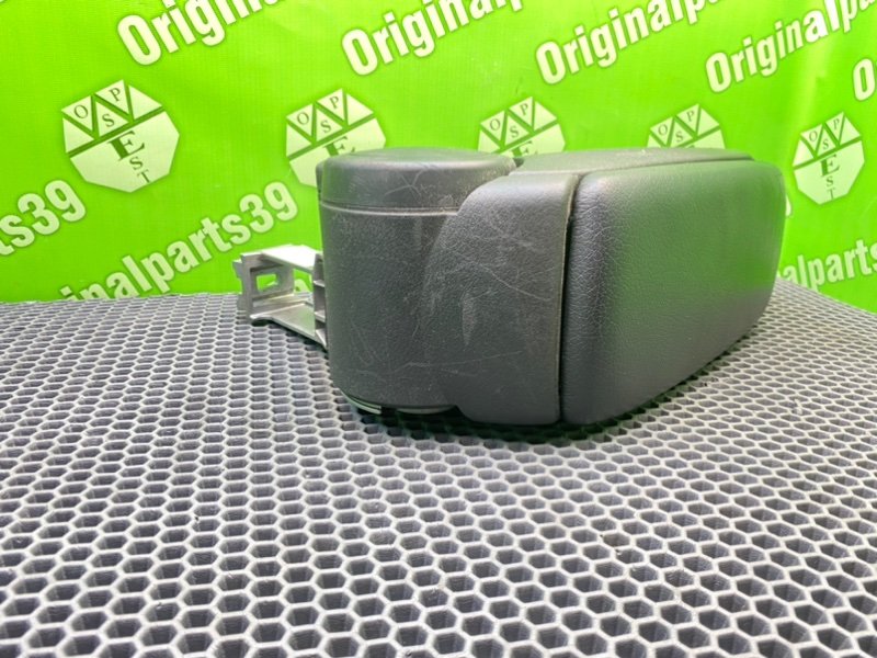 Подлокотник, 2600 рублей, Калининград