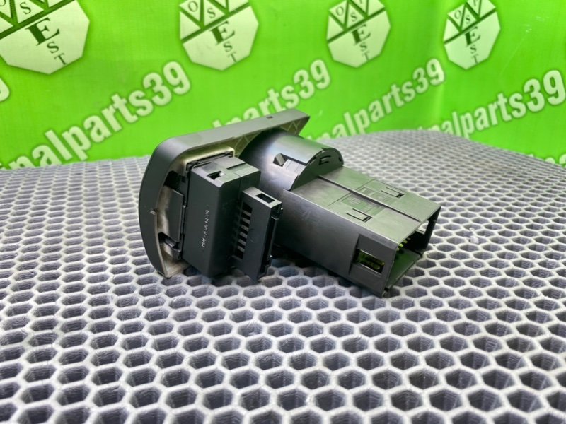 Тумблер света, 3400 рублей, Калининград