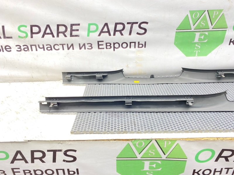 Накладки порогов, 1000 рублей, Калининград