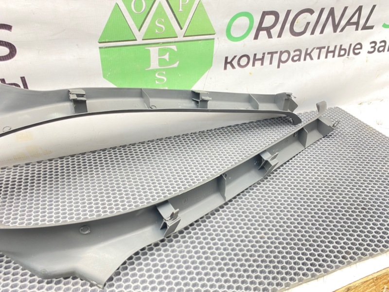 Накладки порогов, 1000 рублей, Калининград