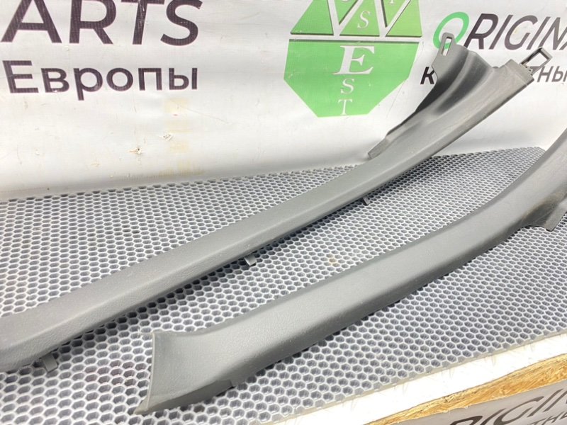 Накладки порогов, 1000 рублей, Калининград