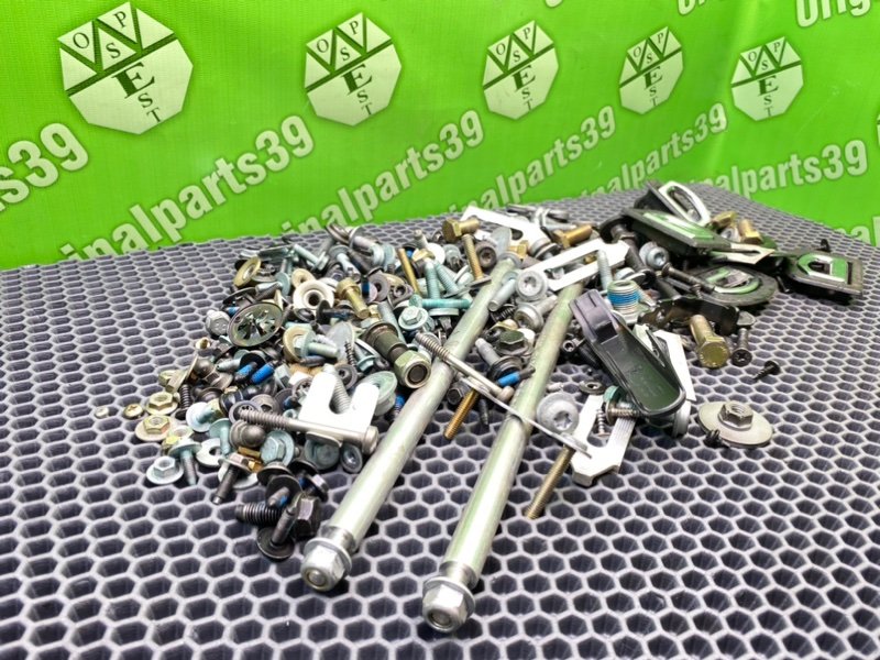 Болты салона, 2000 рублей, Калининград