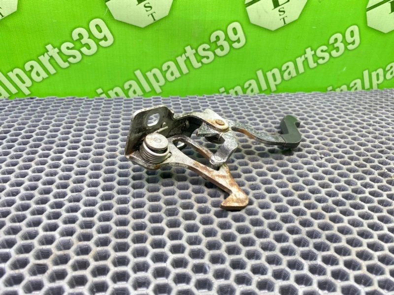 Крюк замка капота, 1300 рублей, Калининград