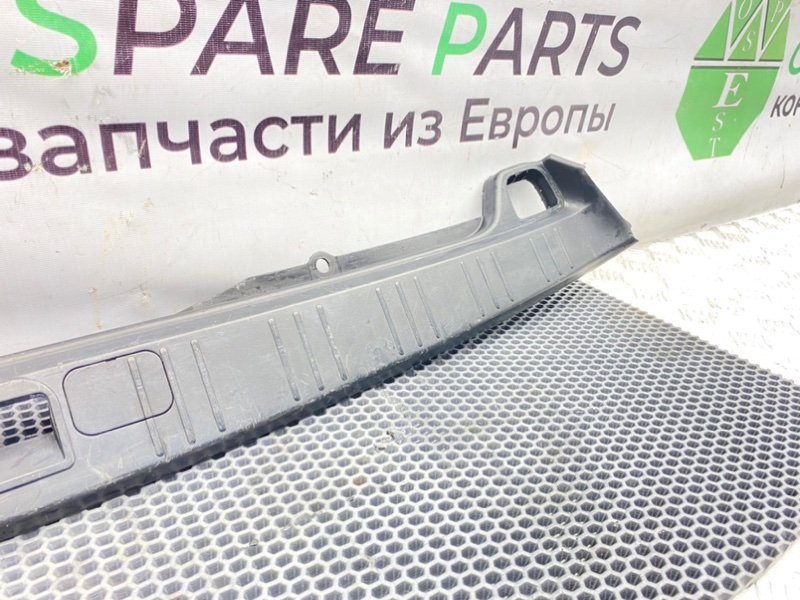 Накладка замка багажника, 1400 рублей, Калининград