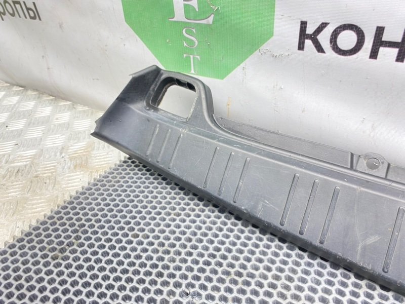 Накладка замка багажника, 1400 рублей, Калининград