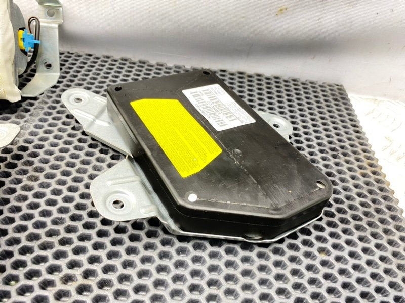 Подушка безопасности, 1400 рублей, Калининград