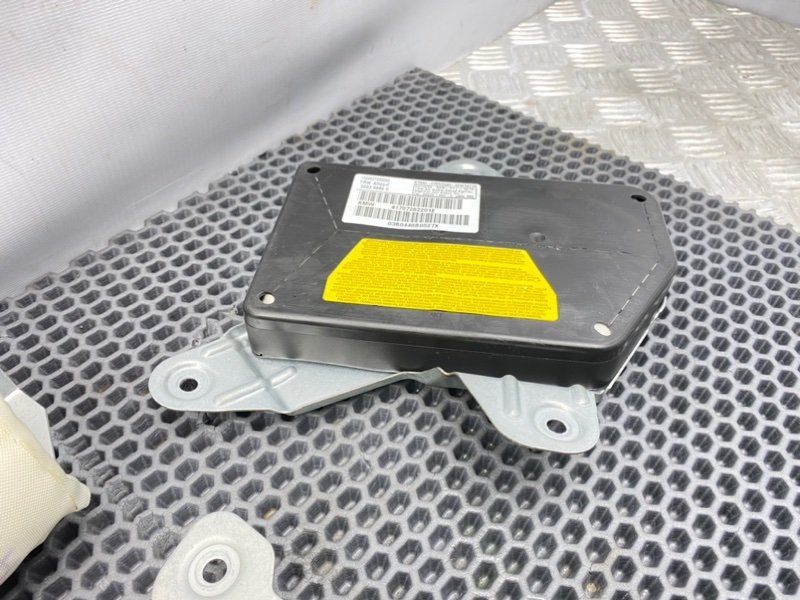 Подушка безопасности, 1400 рублей, Калининград