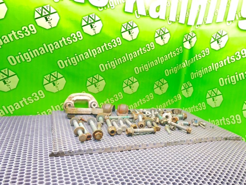 Болты подвески, 2200 рублей, Калининград