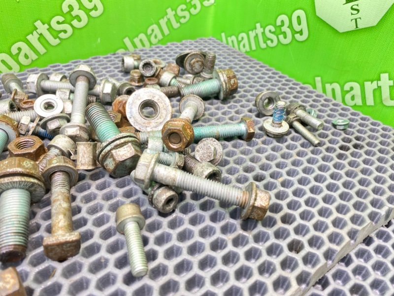 Болты подвески, 2200 рублей, Калининград